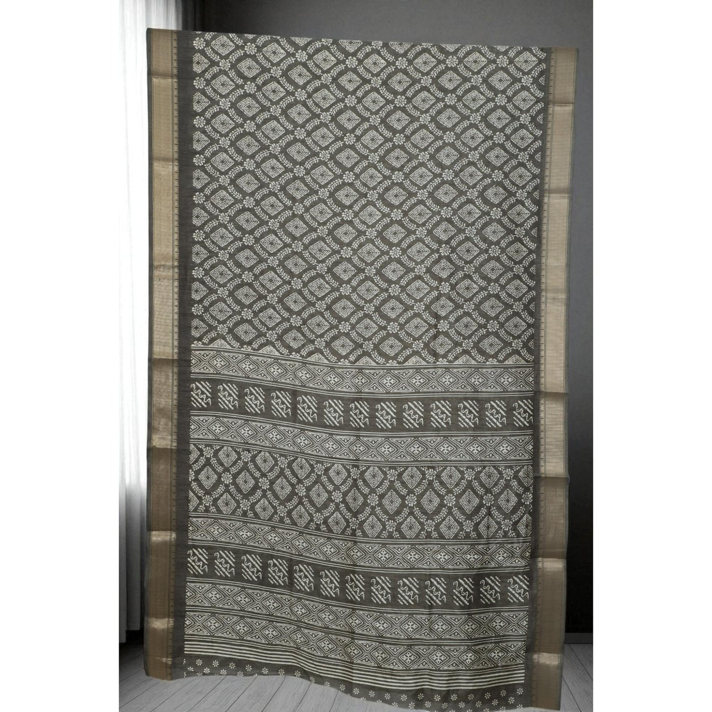 Bottle Green Dola Print Saree